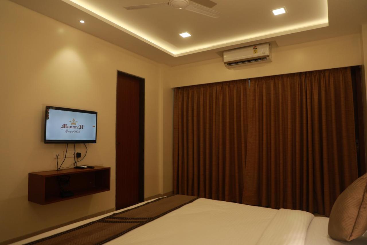 Serenity By Monarch, Baner Pune Meribel Village Exterior photo